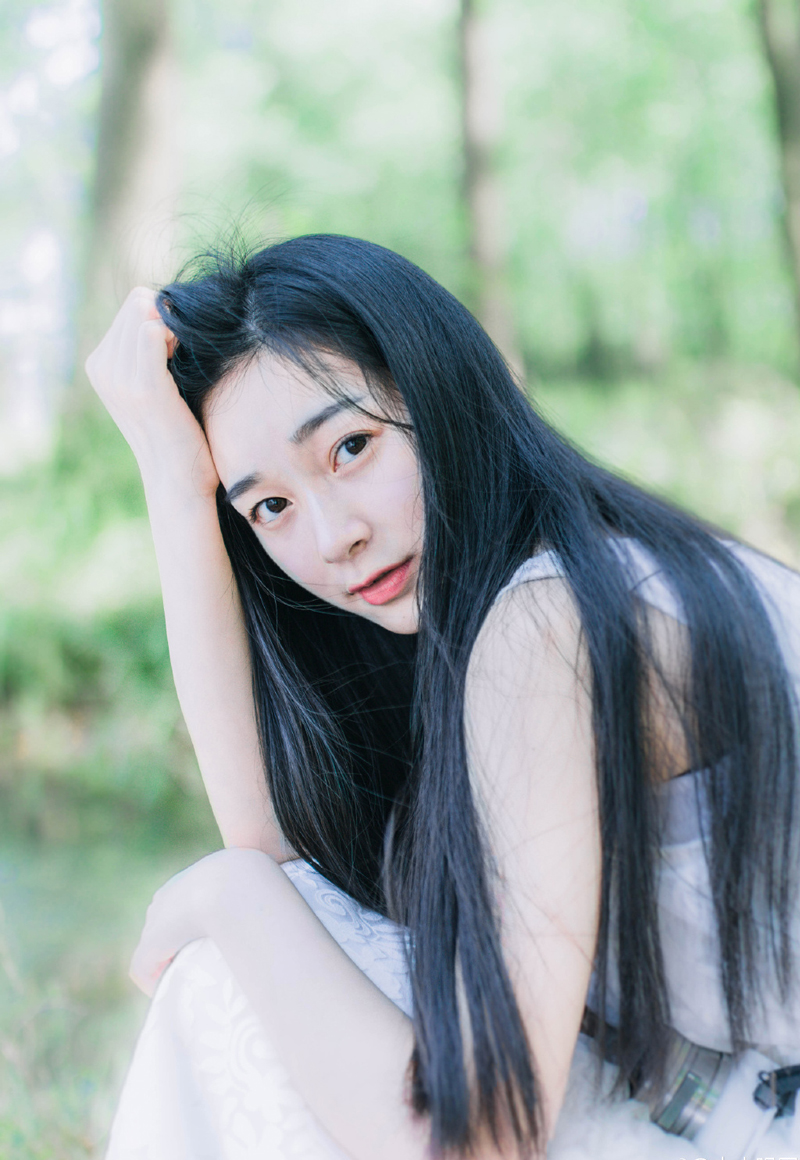 一杆银枪，万点寒光，所过之处，江东将士无一合之敌。